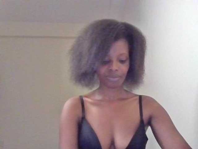 Princess102 live cam on BongaCams