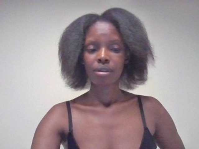Princess102 live cam on BongaCams