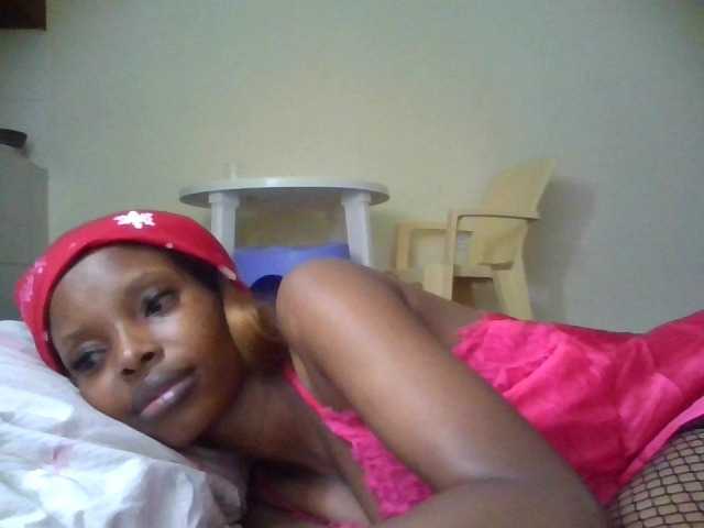 Princess102 live cam on BongaCams