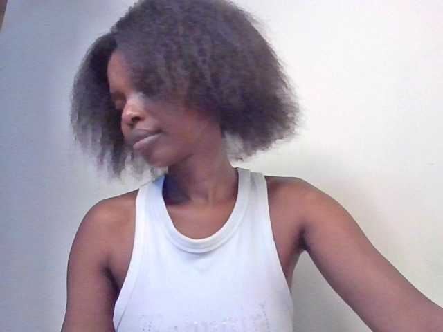 Princess102 live cam on BongaCams