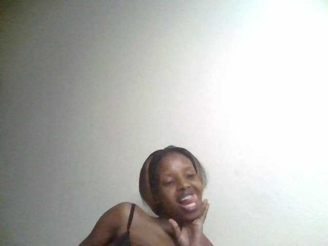 Princess102 live webcam show