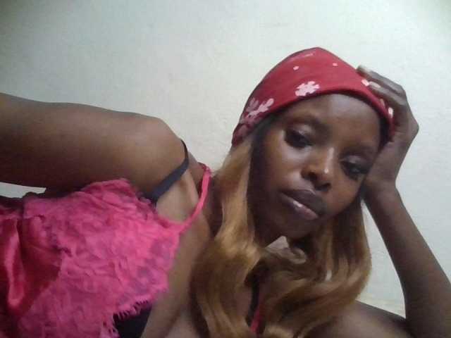 Princess102 live cam on BongaCams