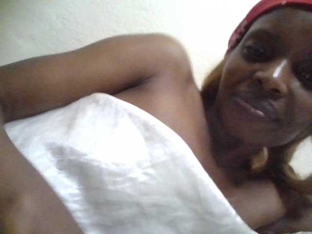 Princess102 live cam on BongaCams
