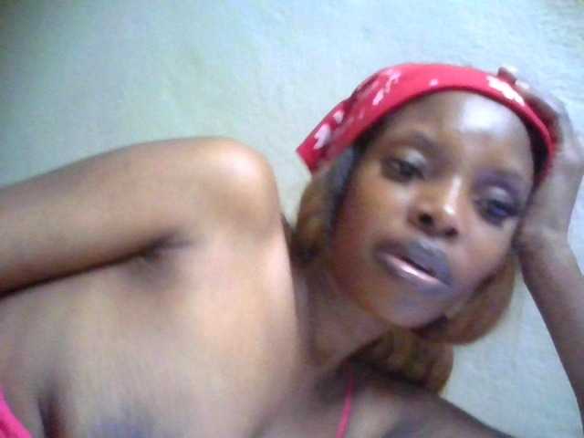 Princess102 live cam on BongaCams