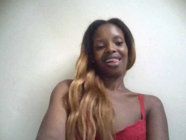 Princess102 live cam on BongaCams