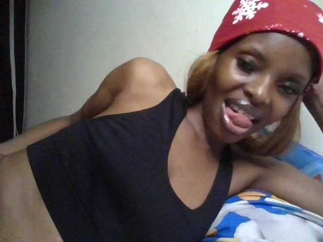 Princess102 live cam on BongaCams