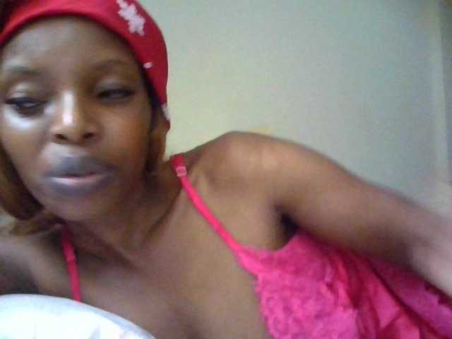 Princess102 live cam on BongaCams