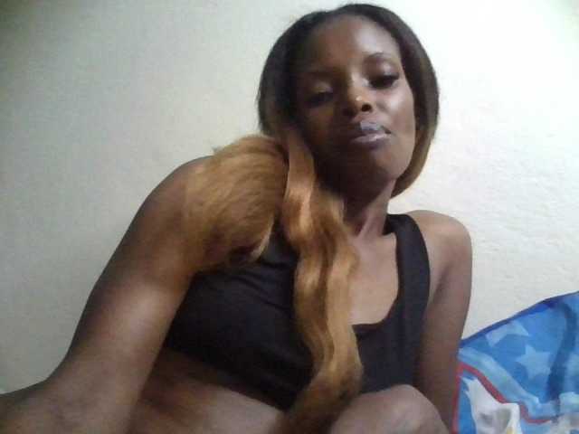 Princess102 live cam on BongaCams