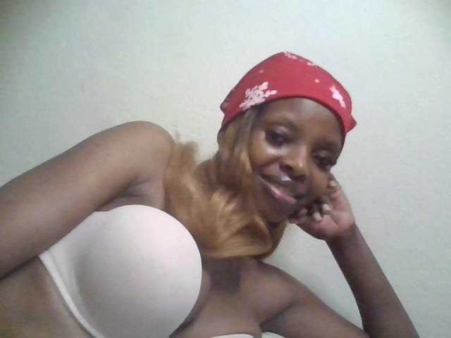 Princess102 live cam on BongaCams
