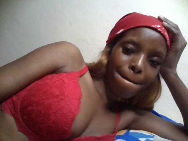 Princess102 live cam on BongaCams