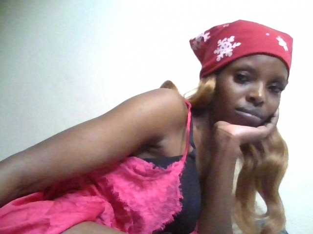 Princess102 live cam on BongaCams