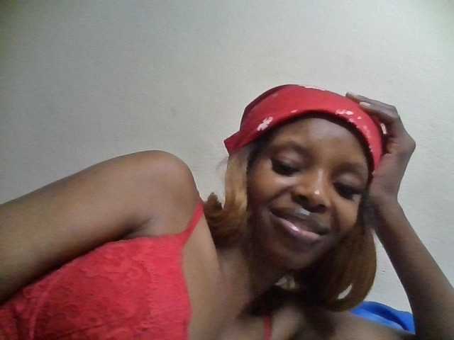 Princess102 live cam on BongaCams