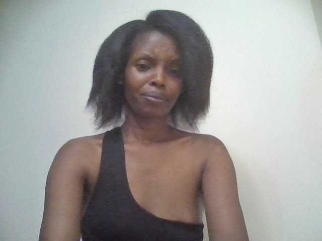 Princess102 live cam on BongaCams