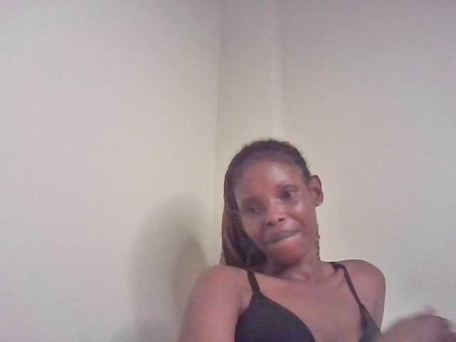 Princess102 live cam on BongaCams
