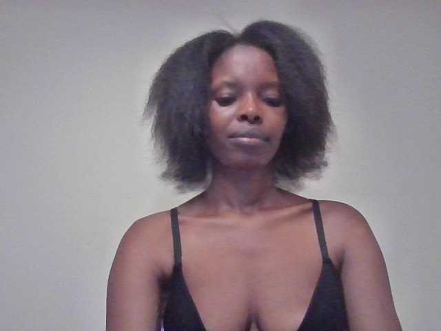 Princess102 live cam on BongaCams