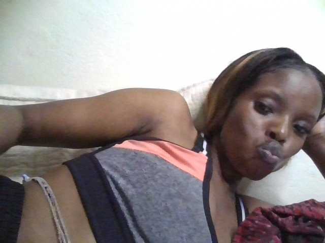 Princess102 live cam on BongaCams