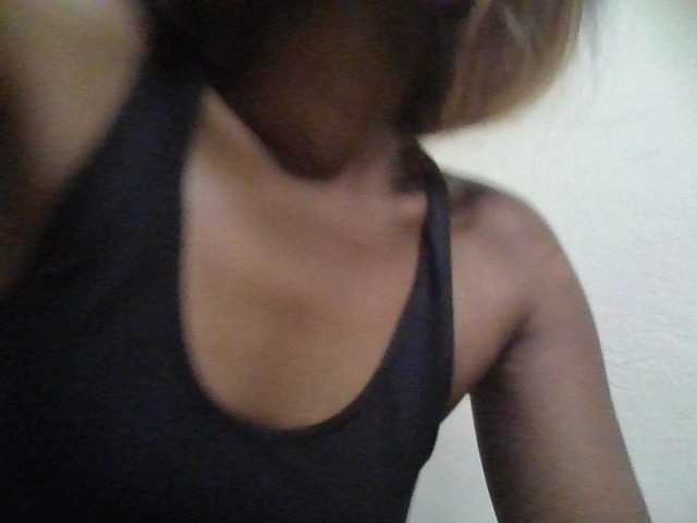 Princess102 live cam on BongaCams