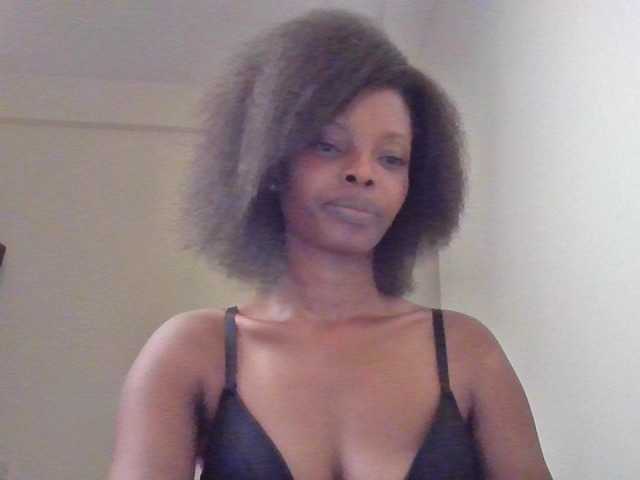Princess102 live cam on BongaCams