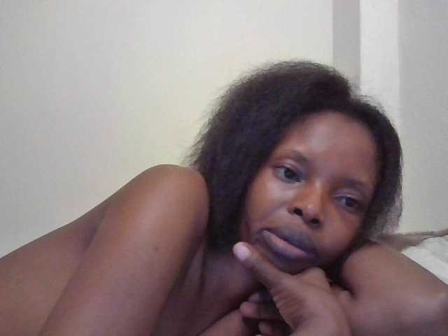 Princess102 live cam on BongaCams