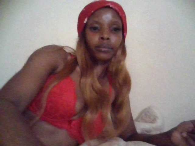 Princess102 live cam on BongaCams