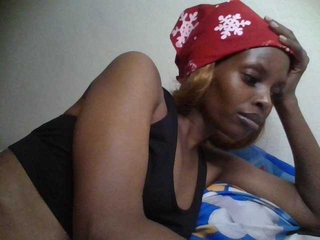 Princess102 live cam on BongaCams