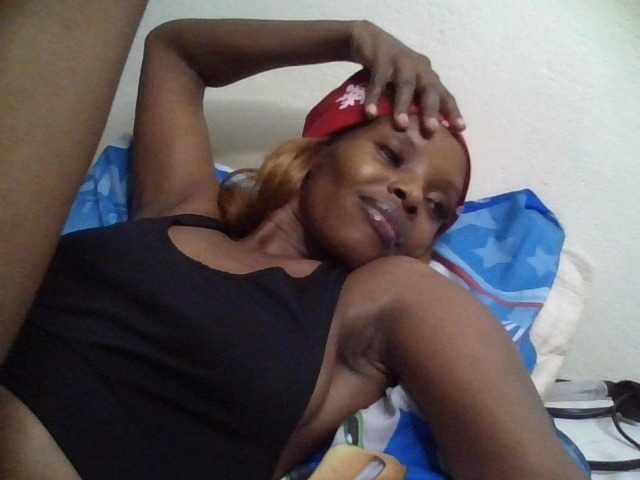 Princess102 live cam on BongaCams