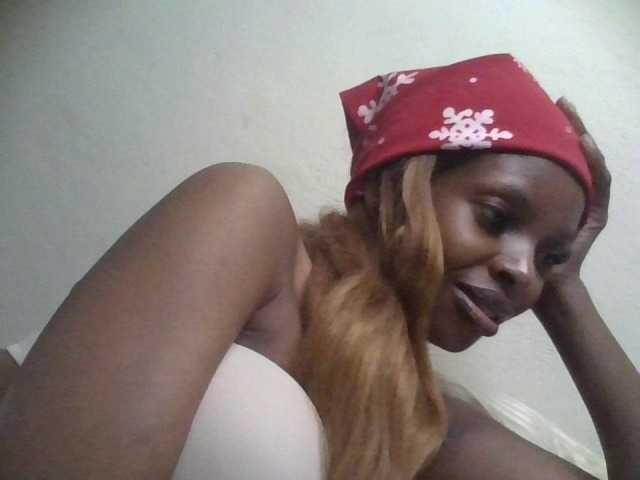 Princess102 live webcam show