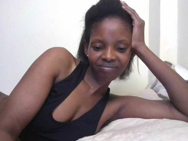Princess102 live cam on BongaCams