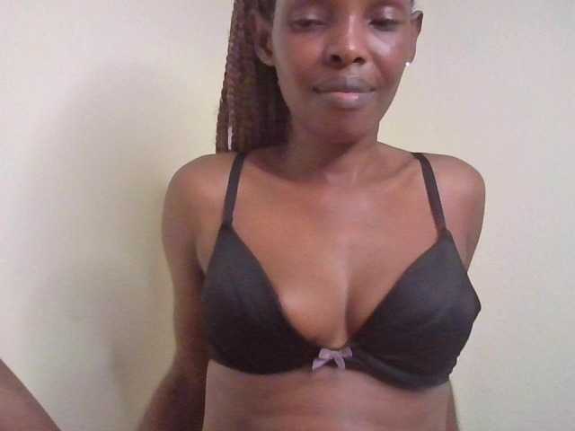 Princess102 live cam on BongaCams