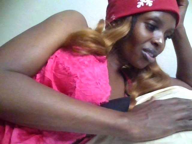 Princess102 live cam on BongaCams