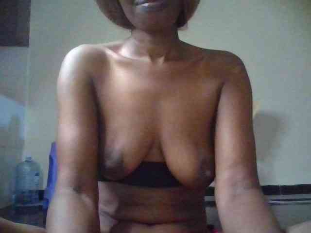 Princess102 webcam