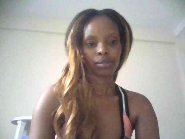 Princess102 webcam