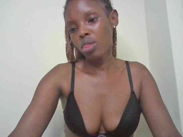 Princess102 webcam