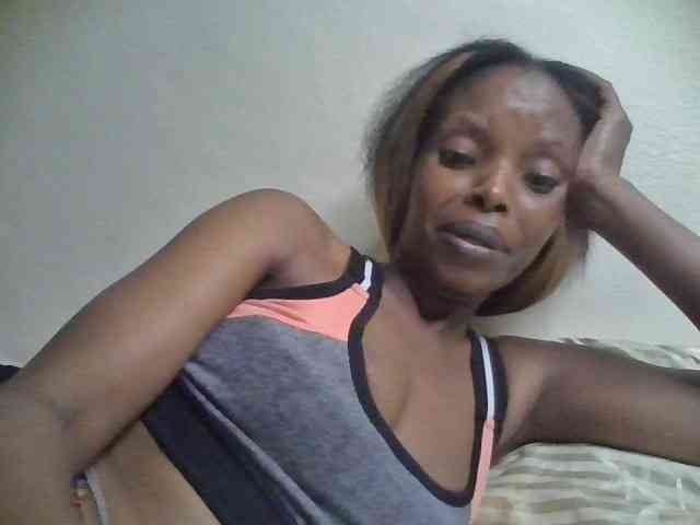 Princess102 webcam
