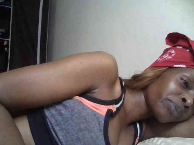 Princess102 webcam