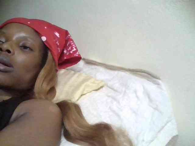 Princess102 webcam