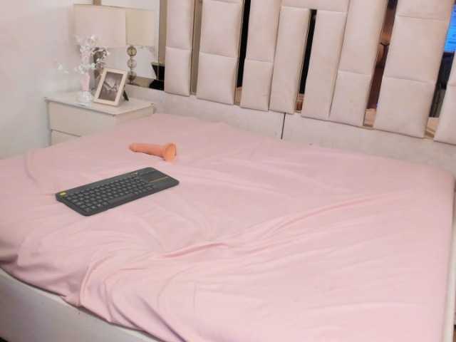 GraceConley live cam on BongaCams