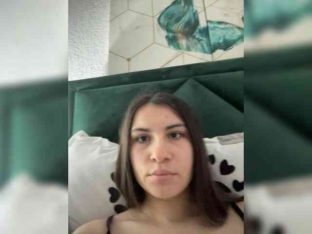 Model: DoubleTrouble69a