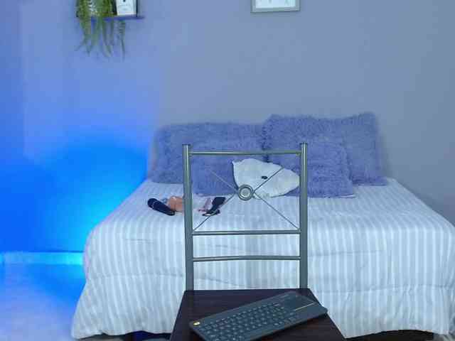 SaraGrace webcam