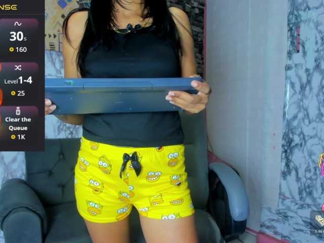 LeslieLux live webcam show