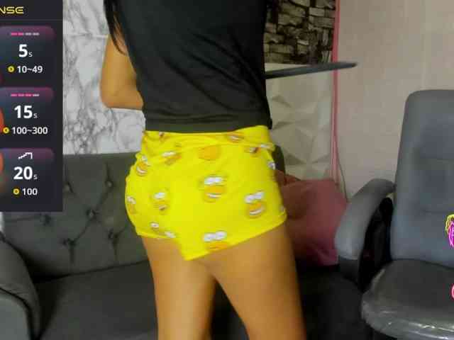 LeslieLux webcam