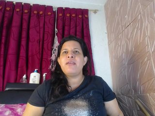 Camila-milf