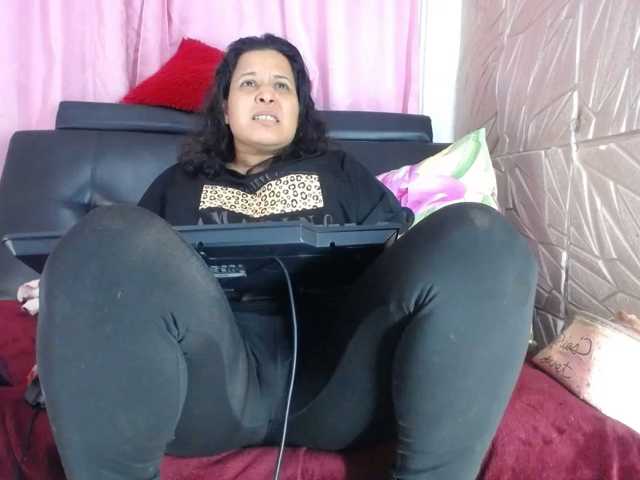 Camila-milf
