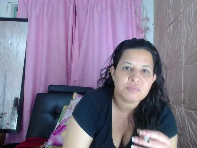 Camila-milf