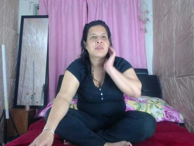 Camila-milf
