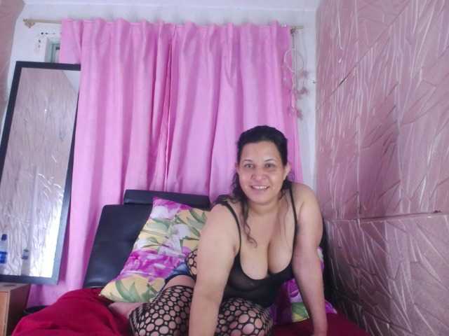 Camila-milf