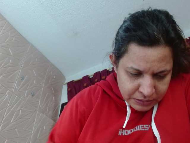 Camila-milf
