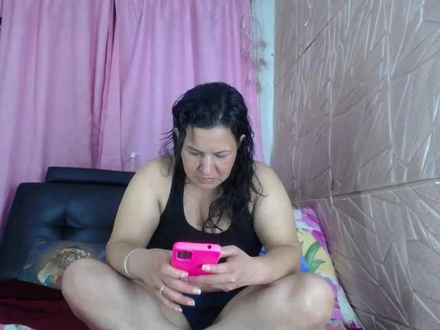 Camila-milf