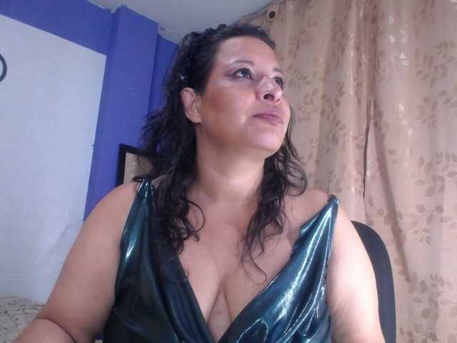 Camila-milf