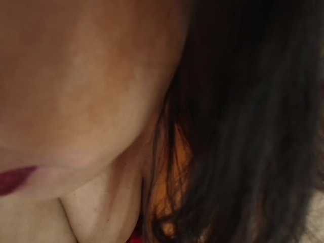 Camila-milf live webcam show
